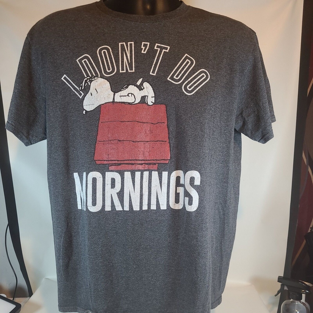 Peanuts Snoopy I Don’t Do Mornings Men’s T-Shirt Gray Large